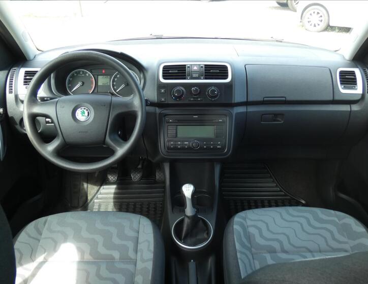 Škoda Roomster 7