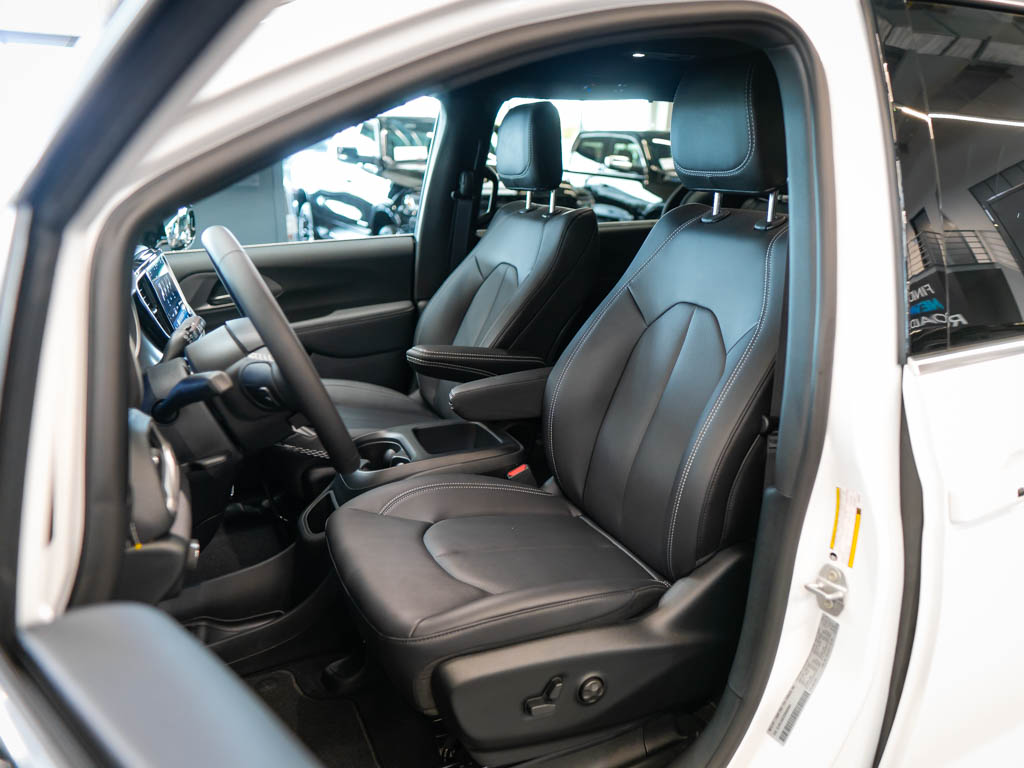 Chrysler Pacifica
