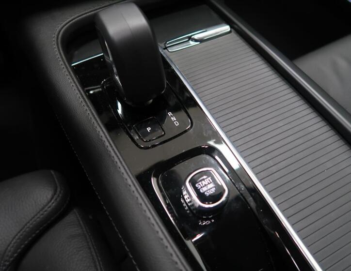 Volvo V90 23