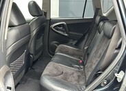 Toyota RAV4 13