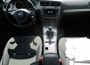 Volkswagen Golf 12