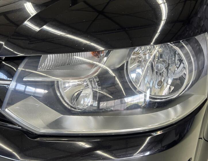 Volkswagen Multivan 9