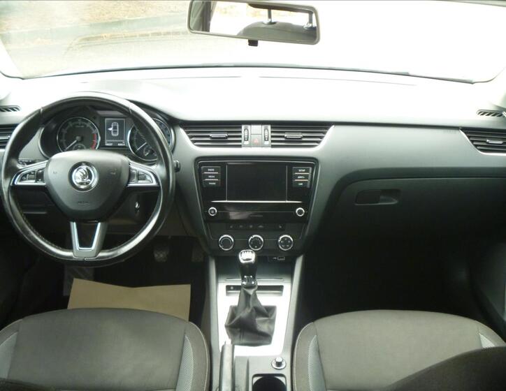 Škoda Octavia 13