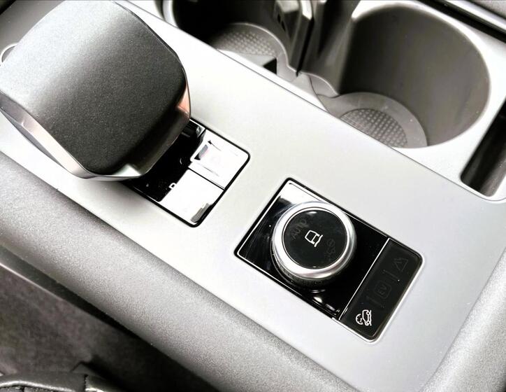 Land Rover Discovery 25
