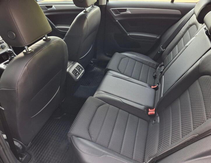 Volkswagen Golf 7