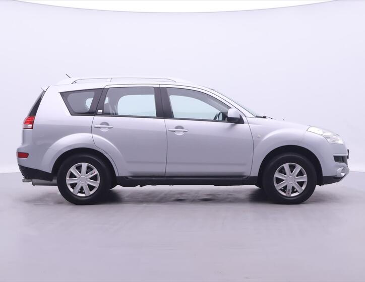 Citroën C-Crosser 8