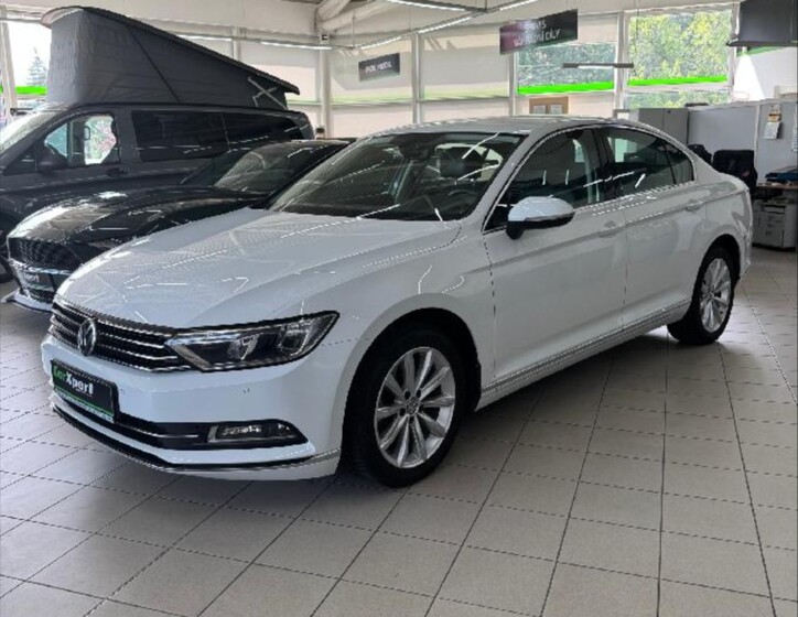 Volkswagen Passat 2