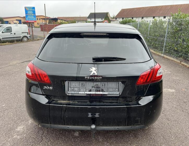 Peugeot 308 7