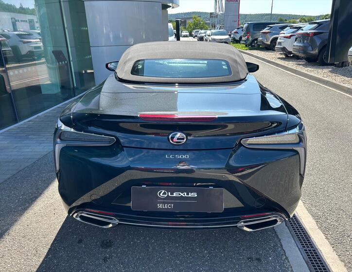 Lexus LC 500 11