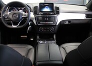 Mercedes-Benz GLE 8