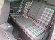 Volkswagen Golf 24