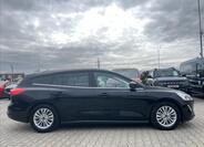 Ford Focus 6