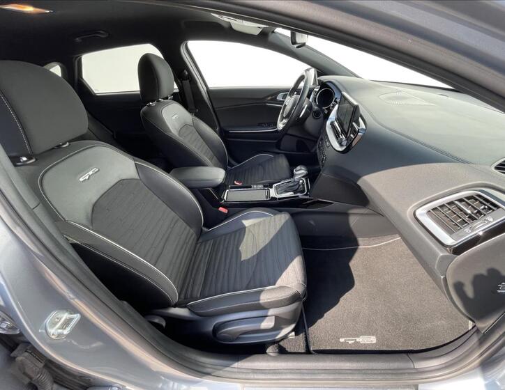 KIA ProCeed 18