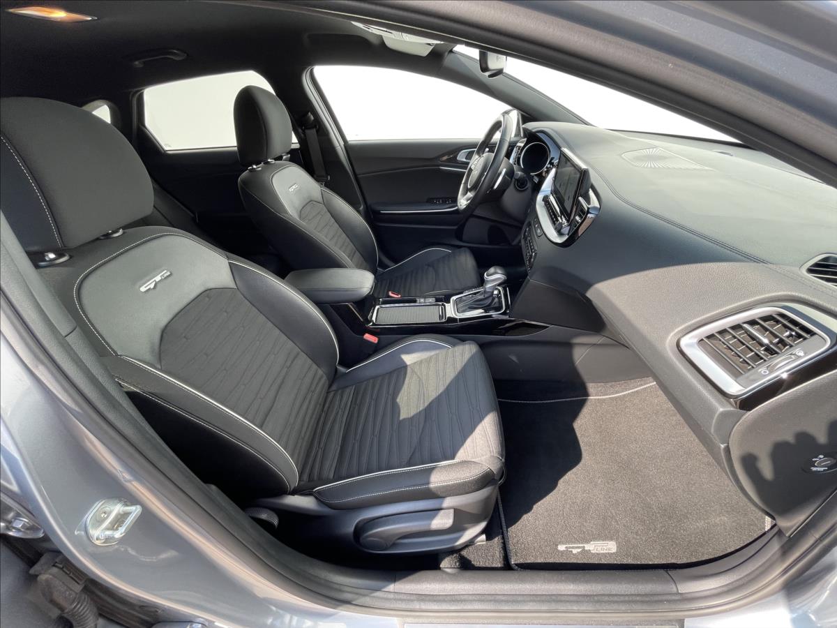 KIA ProCeed