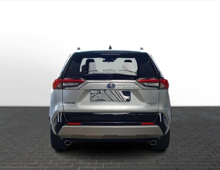 Toyota RAV4 6