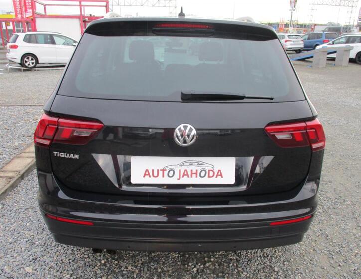 Volkswagen Tiguan 6