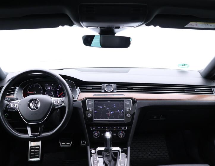 Volkswagen Passat 36