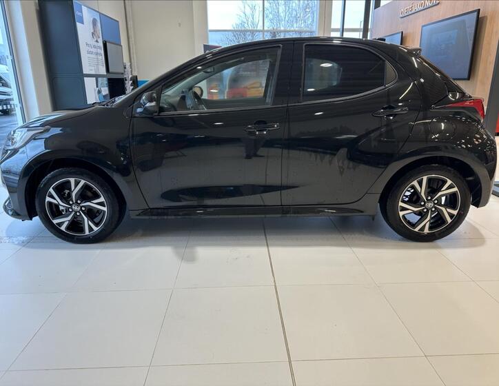 Toyota Yaris 4