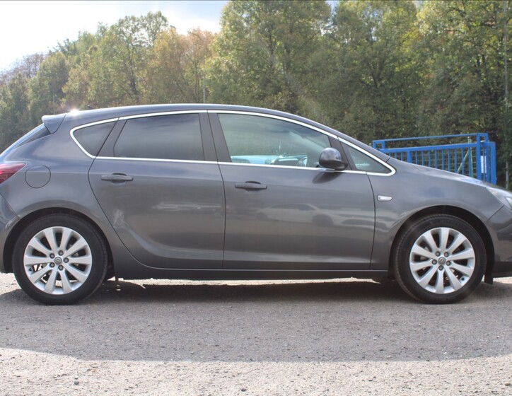 Opel Astra 4
