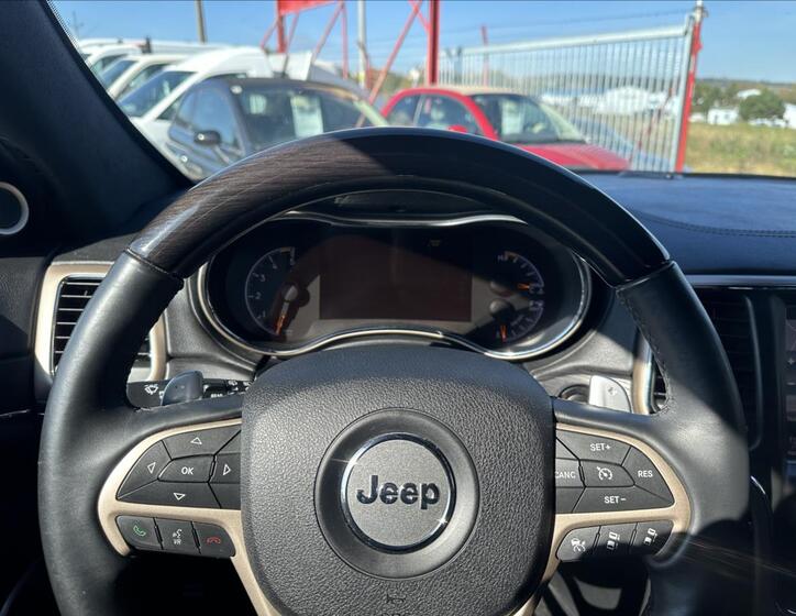 Jeep Grand Cherokee 17