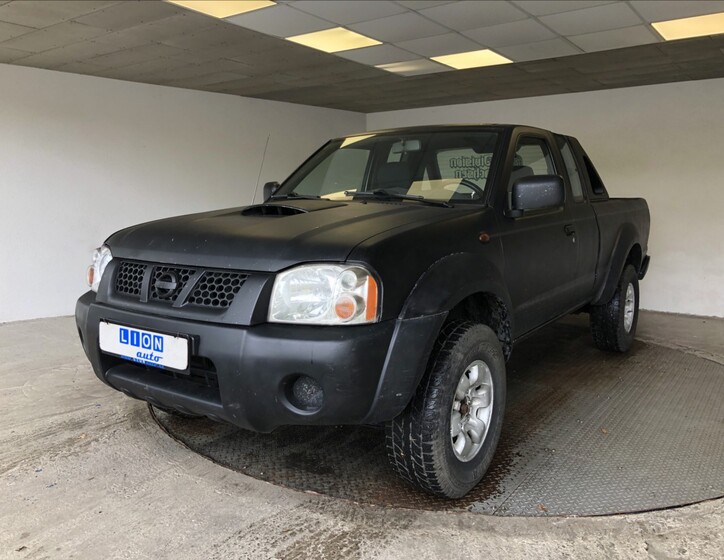 Nissan Navara 3