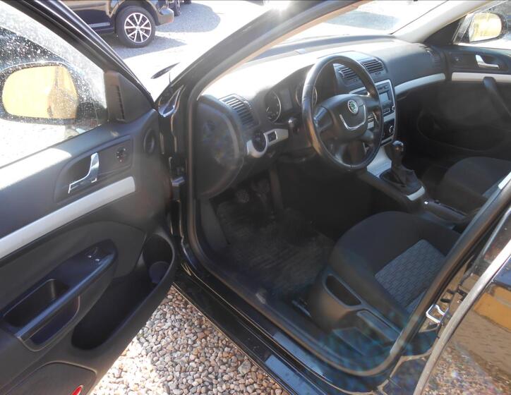 Škoda Octavia 11