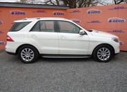 Mercedes-Benz Třídy M 8
