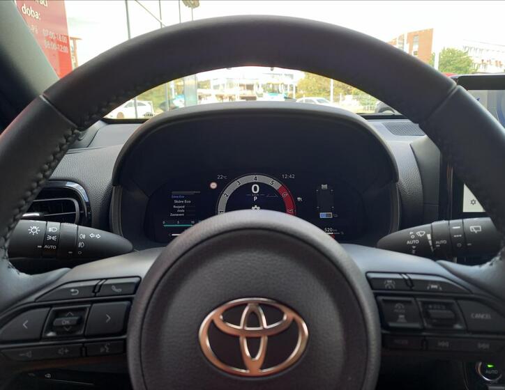 Toyota Yaris 15