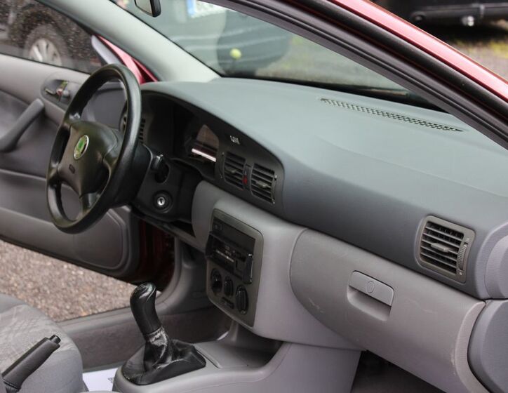 Škoda Octavia 14