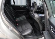 Volvo V60 10