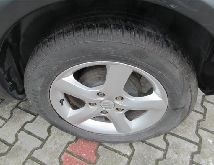 Suzuki SX4 22