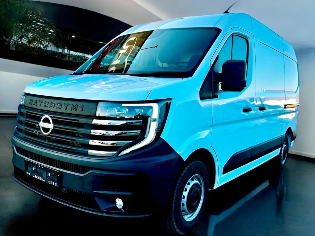 Nissan Interstar