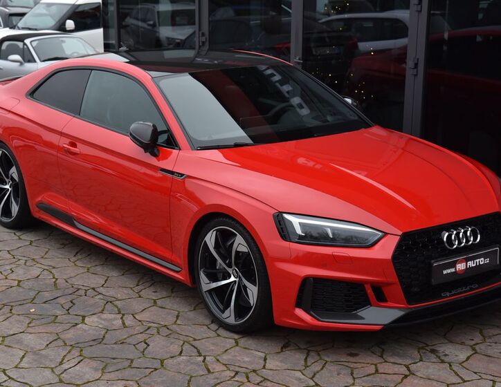 Audi RS5 1