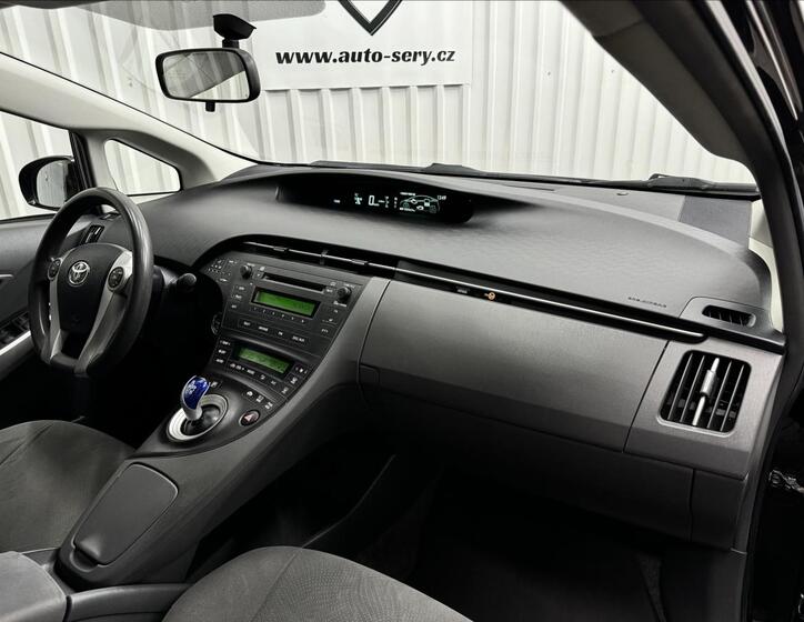 Toyota Prius 29