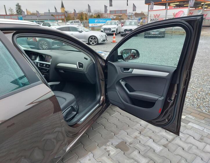 Audi A4 24