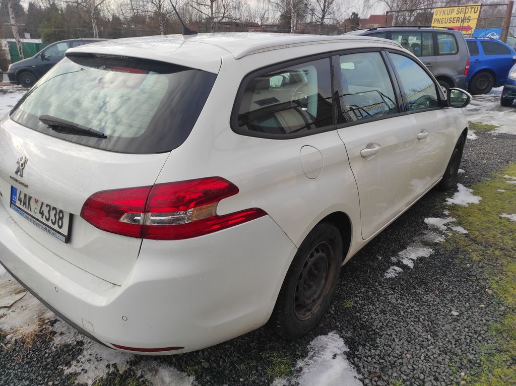 Peugeot 308