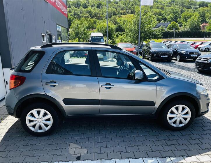 Suzuki SX4 4
