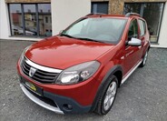 Dacia Sandero 1