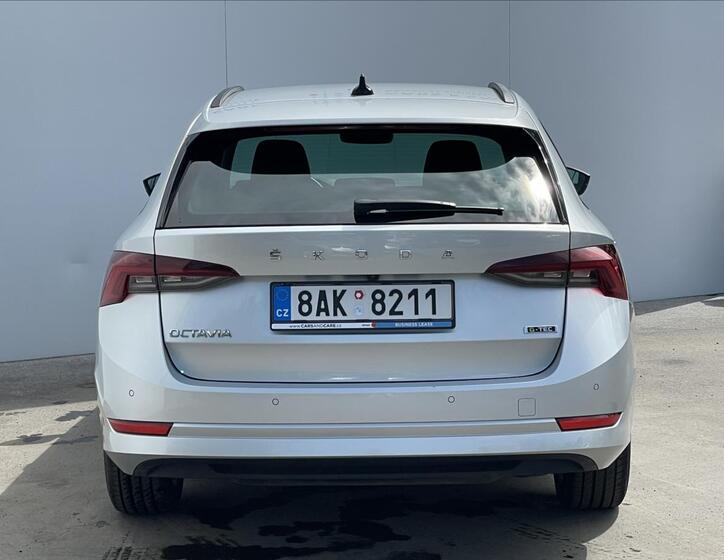 Škoda Octavia 23