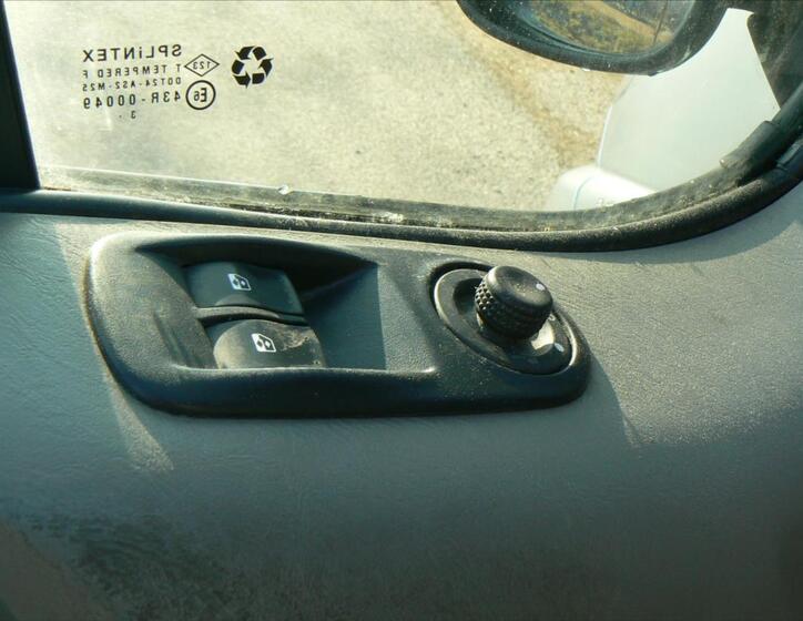 Opel Vivaro 23