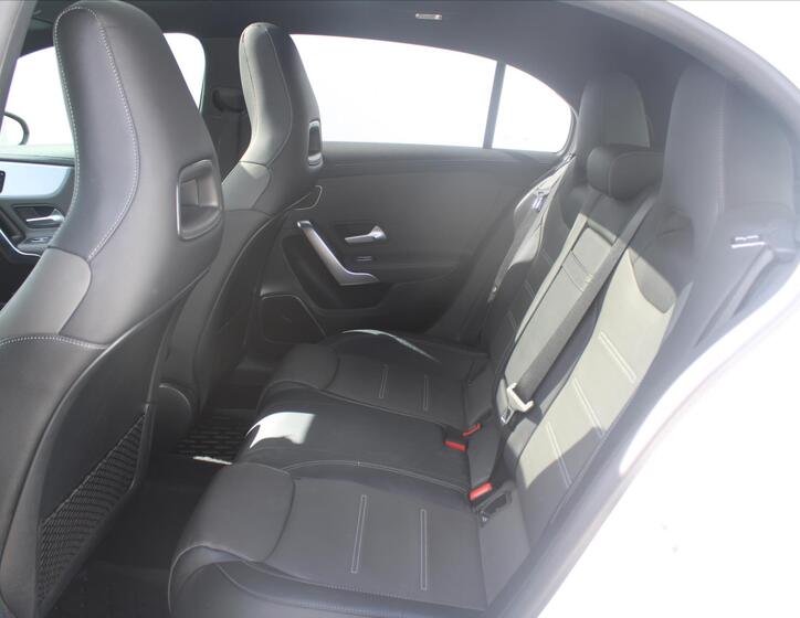 Mercedes-Benz Třídy A 12
