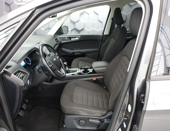 Ford Galaxy 24