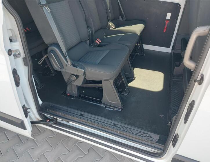 Ford Transit Custom 17