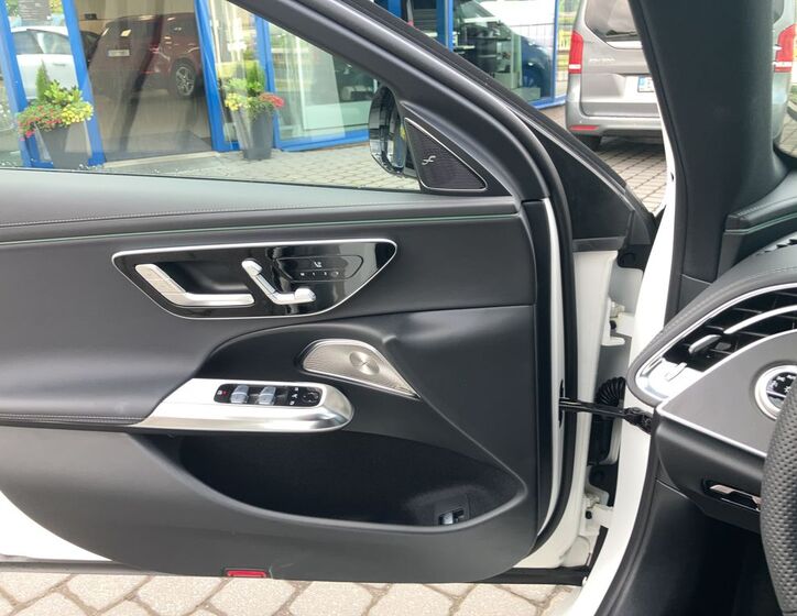 Mercedes-Benz Třídy E 22