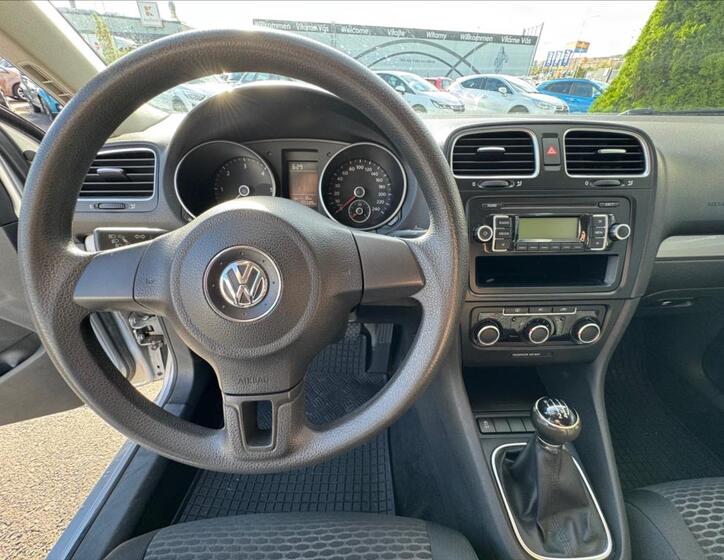 Volkswagen Golf 13