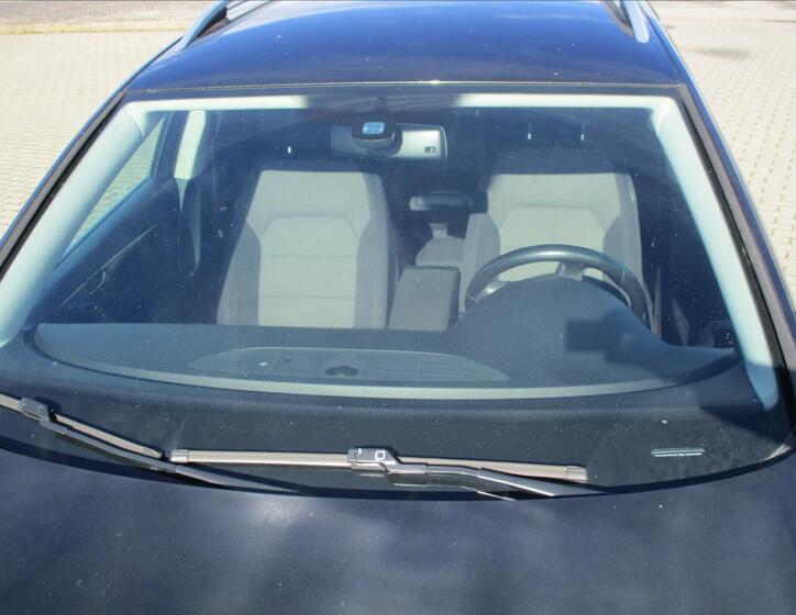 Volkswagen Passat 25