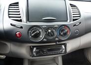 Mitsubishi L200 30