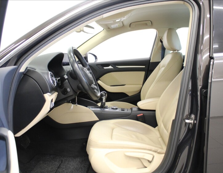 Audi A3 6