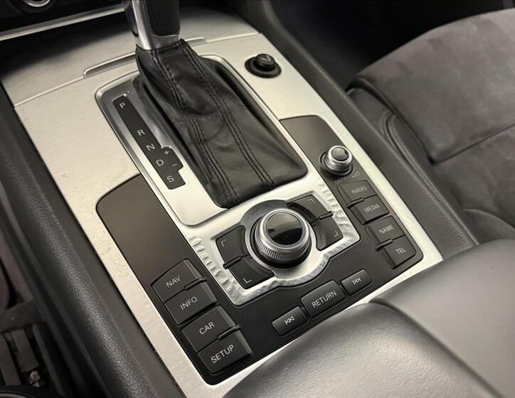 Audi Q7 20