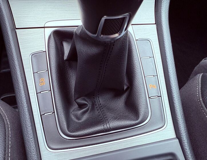 Volkswagen Golf 24